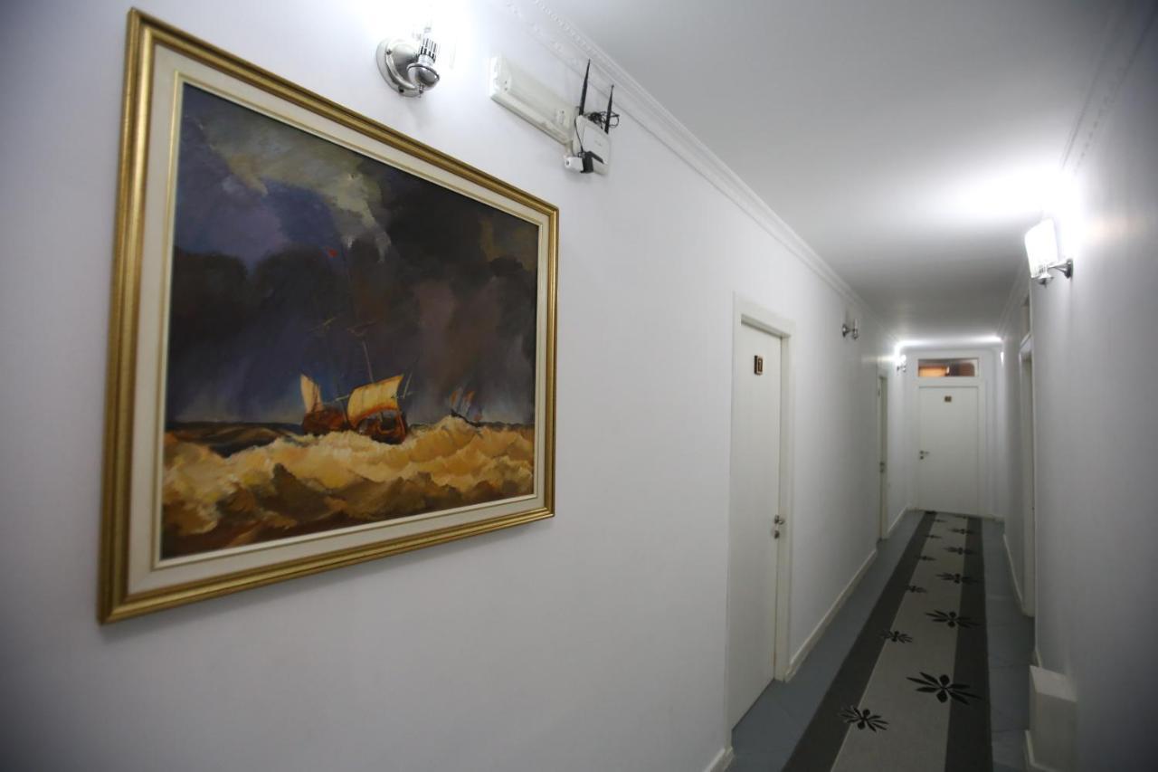 Hotel Pasarela Berat Bagian luar foto